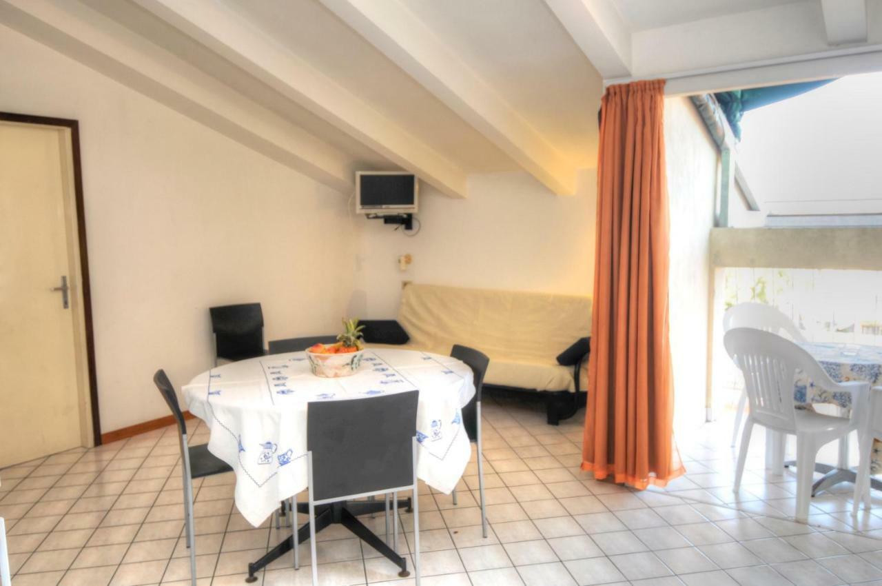 Condominio Res. Palace Bibione Exterior foto